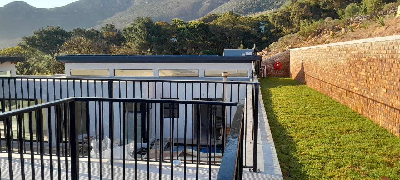Balustrades & Handrails